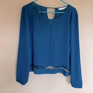Lush turquoise blouse